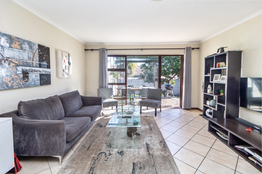 2 Bedroom Property for Sale in Tijgerhof Western Cape